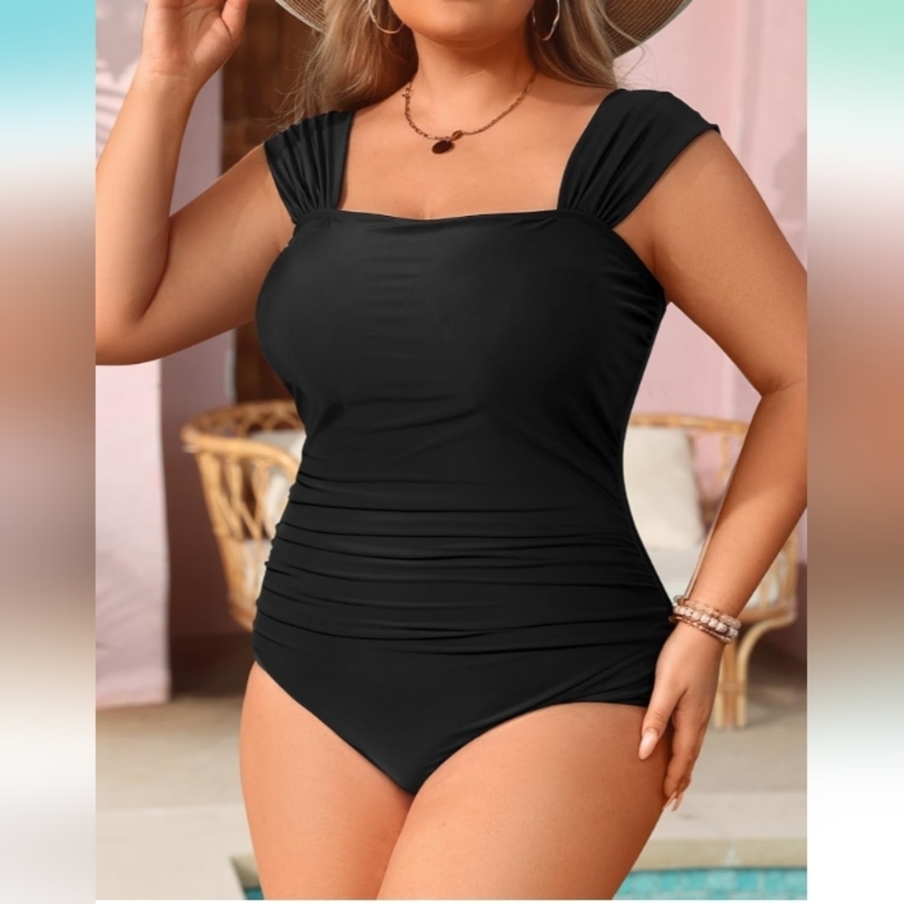 Aqua Eve Plus Size One Piece Tummy Control Bathing Suit Vintage. Size 14W